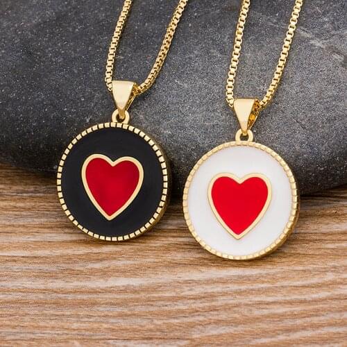 New Female Necklace Fashion Women Simple Heart Round Enameled Pendant Charm Necklace For Girls Statement Engagement Jewelry