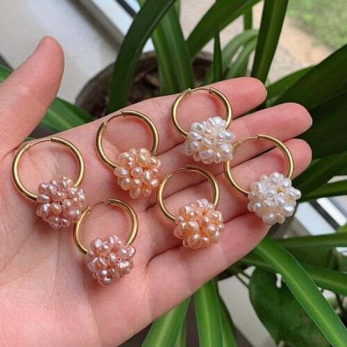 Fashion Stainless Steel Hoop Earrings Cluster Flower Ball Drop Natural Freshwater Pearl Ear Loop Earring for Women Wedding Party