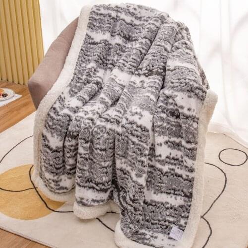 New Double Thickening Lamb Cashmere Blanket Sofa Winter Warm Cozy Throw Blankets for Office Air-Condition Bedspread