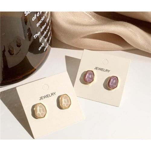 2020 new Korean minimalist baroque style small earrings elegant girl earrings fashion gift statement earrings for women