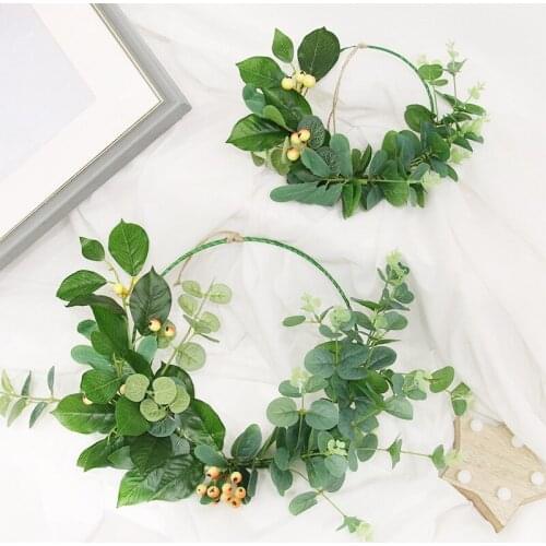 Simulation Berry Eucalyptus Wreath Wall Hanging Decoration Floral Iron Ring Garland Wedding Backdrop Home Decoration Photo Props