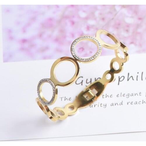 Fashion Hollow Out Punk Bangles Bracelets Crystal Spring Clasp Stainless Steel Bangle Gold Luxury For Women Wedding Jewelry