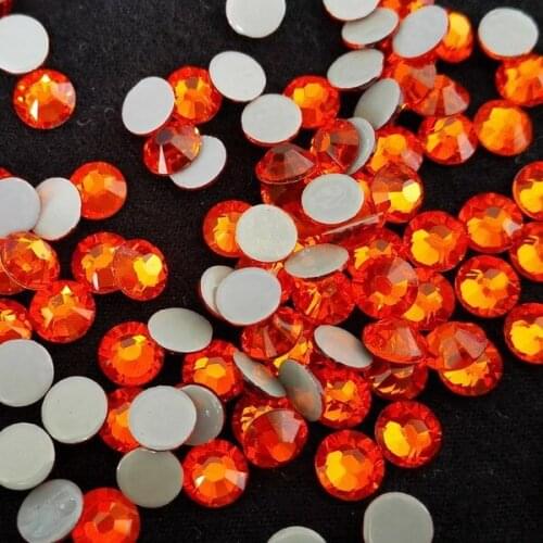 Rhinestone of hot fix super shiny stones ss16 hyacinth 4mm 1440 pcs per pack iron on hot fix strass transfer