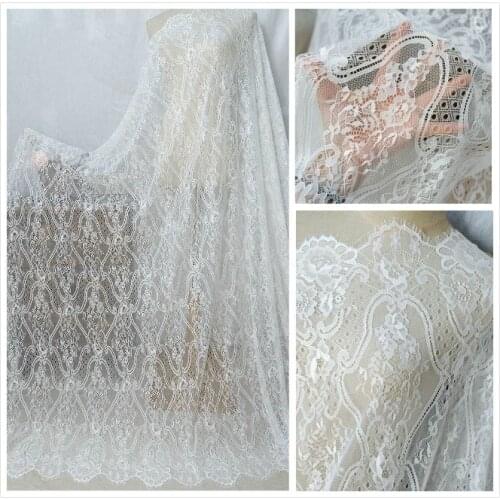 2019 Lastest High Quality French Lace Wedding Lace Fabric 150 * 300 CM / piece Free Shipping White Black Lace Wedding