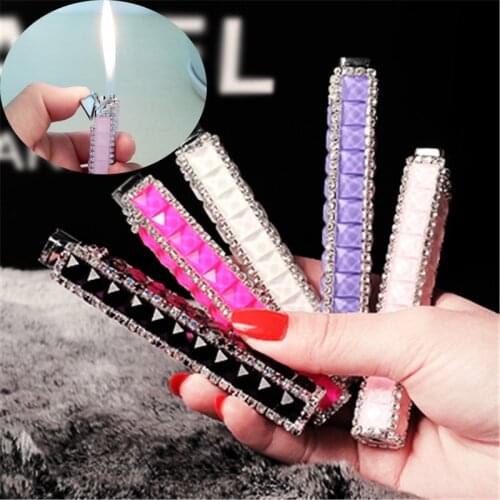 Gorgeous Diamond Ladies Cigarette Lighter Butane Open Flame Lighter Unusual Portable Cigarette Accessories Cool Gifts for Girls