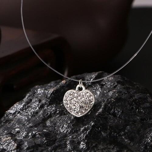 Fashion Zircon Heart-shaped Pendant Necklace Creative Transparent Chain Choker Accessories Romantic Womens Jewelry Gift
