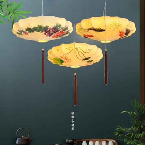 New Chinese Style Small Chandelier Modern Creative Hand painted Fabric Living Room Classical Teahouse Hotel Art Lantern