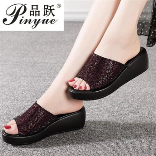 New size 35--40 Ladies Summer Slippers Genuine Leather Shoes Women Wedges Heels Fashion Platform Summer Shoes