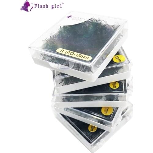 Flash Girl Makeup Short Stem Premade Fans 1000 Fans in One Box 0.07 D Private Label Russia Volume Lashes Bulk Lashes