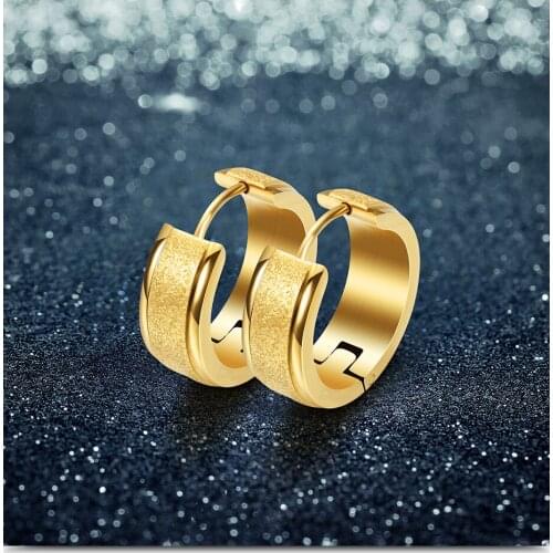 High-grade metallic small hoop earring for women or men 2020 street punk hip hop nightclub Stainless steel earrings