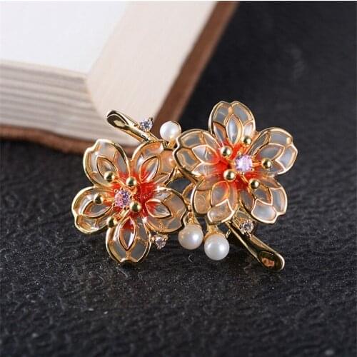 OKILY Delicate Rhinestone Enamel Flower Brooch Pin for Bridal Charm Wedding Pearl Blossom Brooches Ornament Jewelry