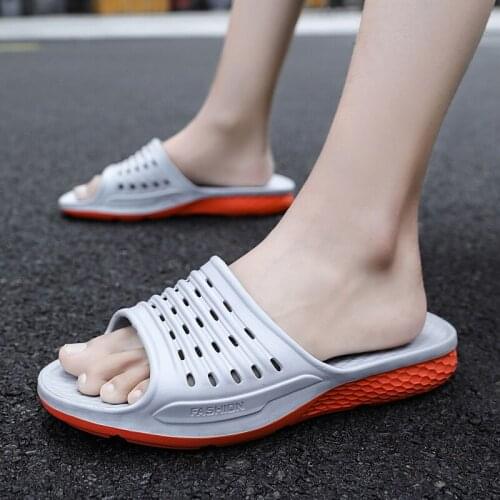 Summer Home Men Slippers Non-slip Breathable Light Hotel Shoes Couple Soft Bottom Sandals Slippers Mens Flat Shoes Flip Flops