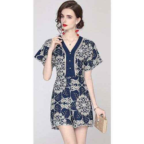 High-End top Quality Brand New 2021 Summer Runway Jumpsuit V-Neck Solid Color Heavy Embroidery Jumpsuit