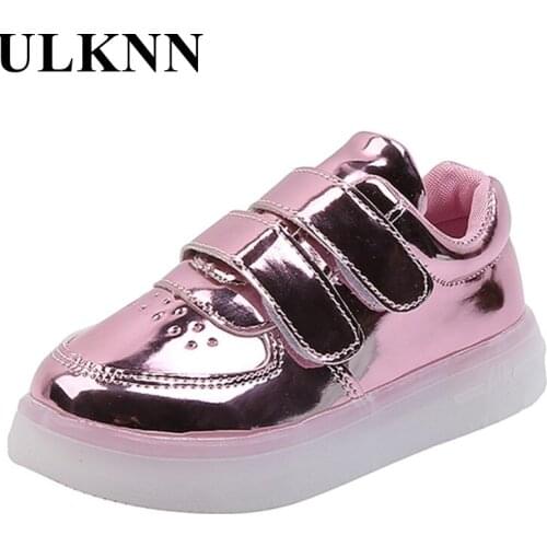 ULKNN Childrens Lighted shoes 2021 new Kids Soft shoes LED Lighted sports casual and comfortable flat shoes Pink Gold
