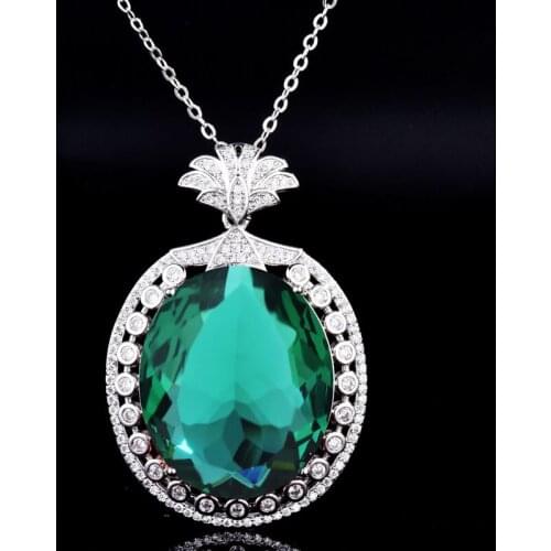 Fashion Silvery Jewelry New Oval Pendant Necklace Inlay Malachite Green Zircon For Women Charm Wedding High Grade Elegant Chain