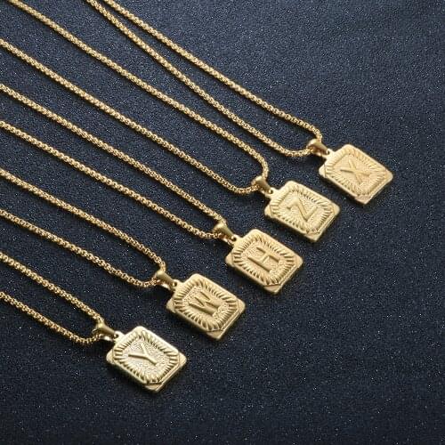 Vintage Initial A-Z Letter Necklace For Women High Quality Stainless Steel Casting Square Coin Clavicle Chain Necklaces Jewelry