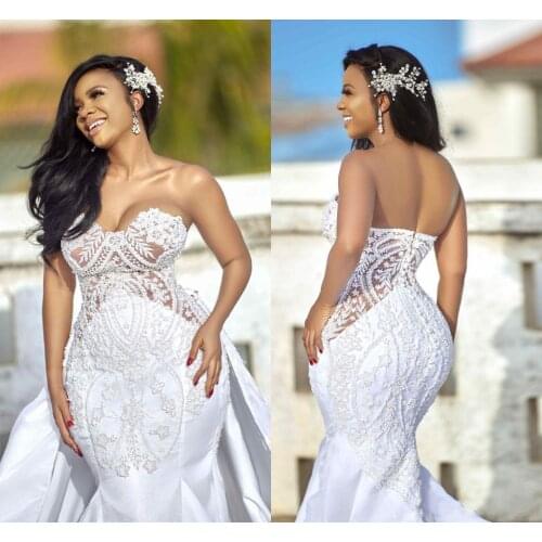 Lace Appliqued Strapless Mermaid Wedding Dress With Detachable Train Sexy African Black Girl Sweep Train Plus Size Bridal Gown