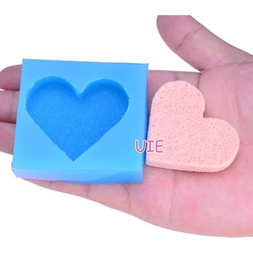 GYL407U 49.1mm X 34.6mm Heart-shape Cake Tart Base BottomSilicone Mold Fondant Cake Decoration Candy Resin Clay Earrings