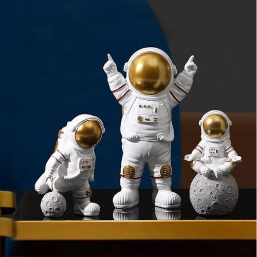 Creative MINI Astronaut Statue Resin sculpture Crafts Simple Living Room Ornaments Home Office Store Decors Decorations