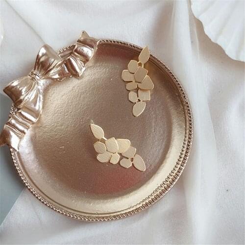 Luxury Resin Plate Small Dish Cosmetic Perfume Storage Tray Jewelry Ring Display Stand Golden Silver Desktop Decoration Gift 1pc