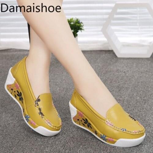 Spring and Autumn Leisure Womens Thin Shoes Platform Wedge Mom Shoes Nurse Shoes Rocking Shoes Lady Work Shoes Platform Slip-on