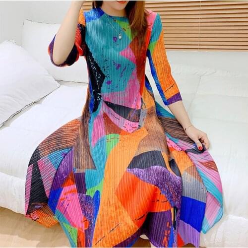Miyake pleated Geometric painting print dress women fall 2020 winter round neck loose slim plus size women long designer dress
