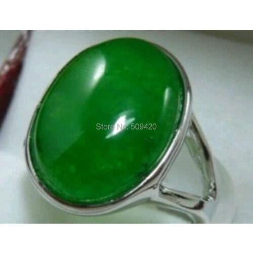 XFS2014102>>>Beautiful Green jade ladys ring size 7 8 9