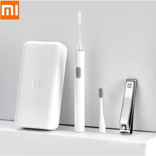 Xiaomi HUOHOU Portable LED Luminous Ear Care Kit Soft silicone Ear Pick Brush Cleaner with Light Nail File Clipper Cutter