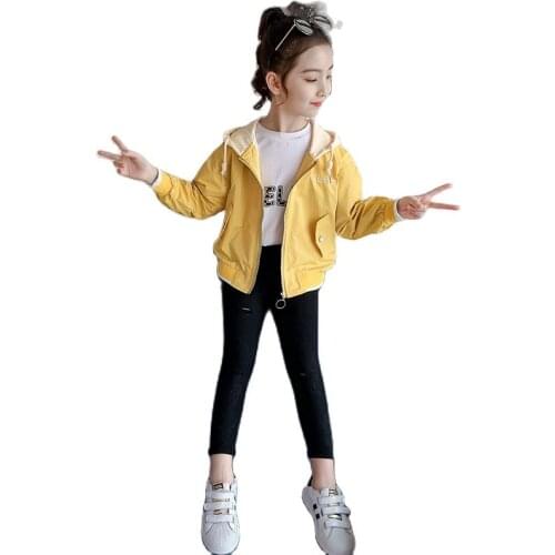 Spring And Autumn Cotton Blended Girls Jacket Korean Version Printed Cartoon Anime Hooded Casual Top Fashion Childrens Clothing