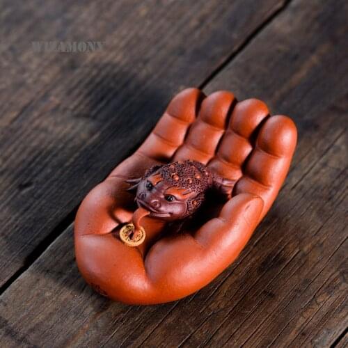 WIZAMONY Yixing purple sand tea pet three-legged gold dragonfly hands have treasure sculpture tea set decorative ornaments