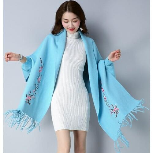 Womens embroidery fringed shawl good quality batwing sleeve elegant ladies floral fringed party shawl sweater outwear