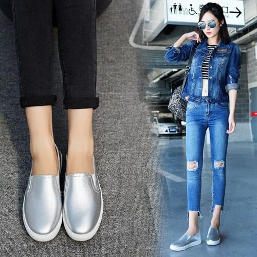 2021 Spring and Summer Womens Lazybones' Shoes Flat Casual Lazybones' Shoes Leather Sneakers Loafers White Shoes