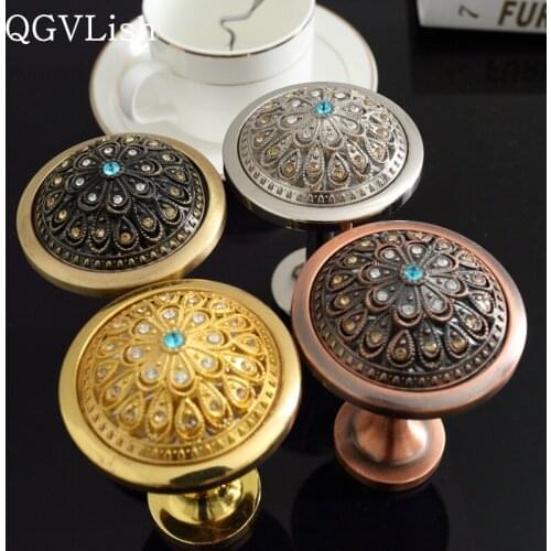 QGVLish 2Pcs Diomand Wall Curtain Hooks Coat Hanger Tiebacks Buckle Hanger Holdback Tassel Brush Hook Holder Curtain Accessories