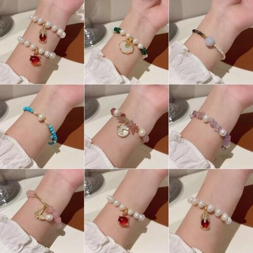 Fashion Natural Stone Pearl Pendant Bracelet for Woman Exquisite New Lucky Cuff Bracelet Girlfriends and Sisters Gift Jewelry