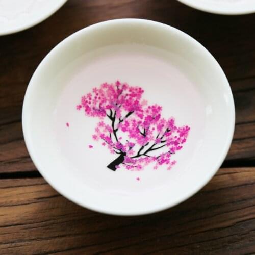 Japanese Magic Sakura Cup Hot Cold Temperature Color Changing Flower Display Sake Cup Ceramic Kung Fu Tea Cup Tea Bowl