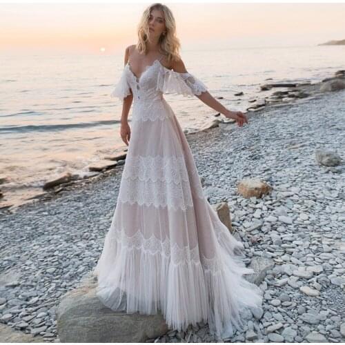2020 Bohemian Wedding Dresses Boho Lace Bridal Gowns Sexy Backless Vestidos de Novia Beach Wedding Dress Robe De Mariee