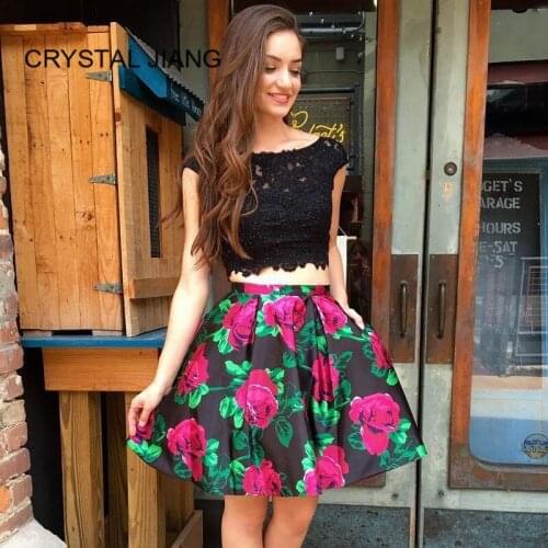 New Arrival 2019 Two Pieces Cocktail Dress Sexy Scoop Collar Lace Applique Party Gown Floral Printed Skirt Short Party Dress