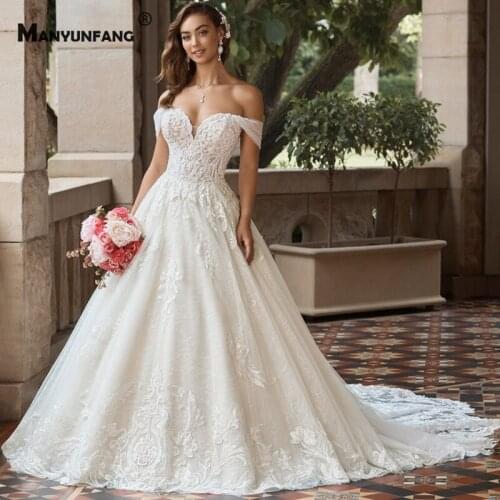 Luxury Sweetheart Neck Embroidery Appliques Tulle Beading Bridal Ball Gown High-End Off the Shoulder Button Back Wedding Dress