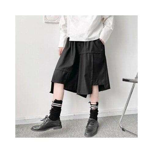 Asymmetrical summer tailoring, loose-fitting cargo pants, hip Japanese shorts, hot pants
