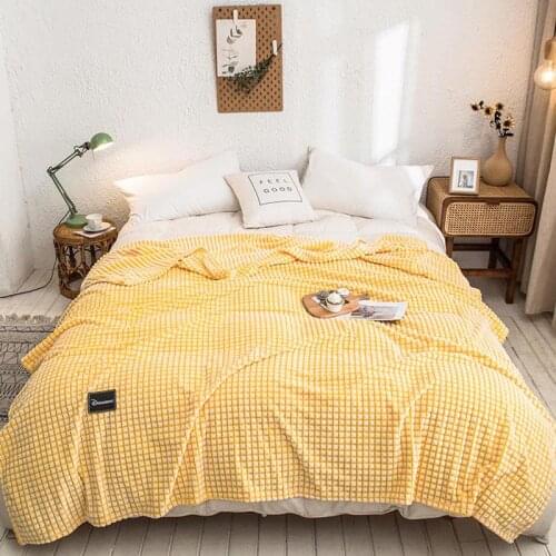 Milk Velvet Blankets Office Lunch Break Air Conditioning Nap Blanket Cover Winter Soft Sofa Bedroom Quilts Coral Plaid Blanket