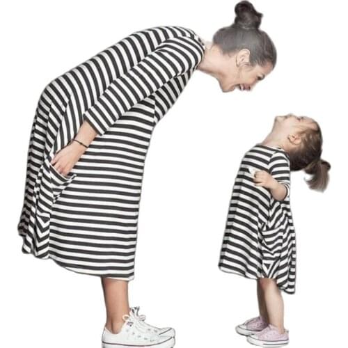Fashion Mommy and Me Family Matching Mother Daughter Striped Dresses Clothes Mom Dress Kids Child Outfits Mum Sister Baby Girl