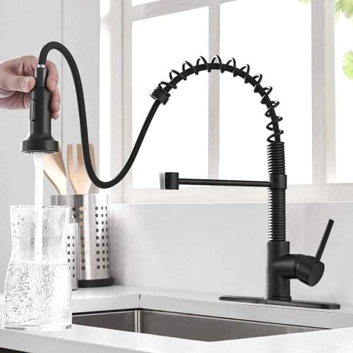 YOOAP Kitchen Faucets Brush Brass Faucets for Kitchen Sink Single Lever Pull Out Spring Spout Mixers Tap Hot Cold Water Crane