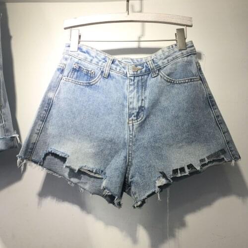 Summer New Womens Light Blue Denim Shorts High Waist Loose Korean Wide Leg Hot Pants Fashion Washed Distressed Short Jeans