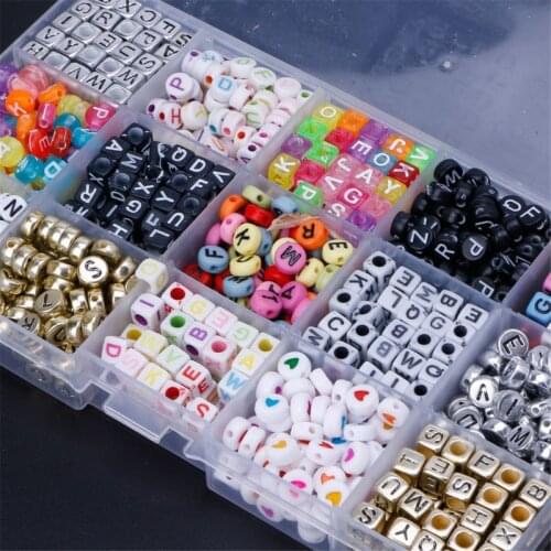 1100pcs 15 Color Acrylic Alphabet Letter Beads with 1 Roll Crystal String Y4UD