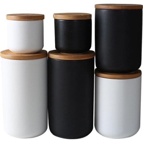 New Ceramic Wood Lid Storage Jar Kitchen Food Food Coffee Tea Storage Seasoning Sealed Storage Bottle A Variety of Size Options