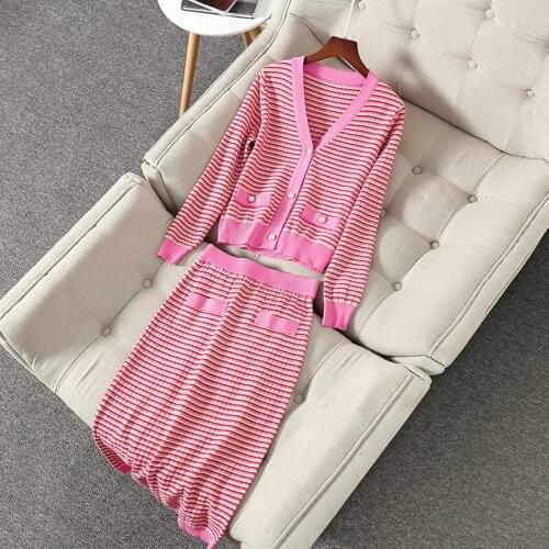 2021 women elegant pink striped knitted skirt set single breasted v-neck cardigan top + bodycon pencil skirt 2 pieces set Y572