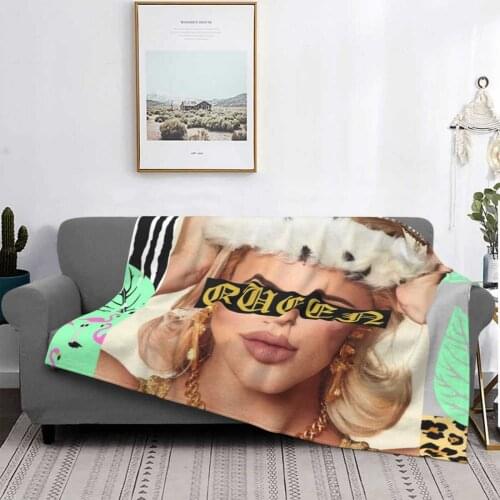 Queen Graffiti Air Conditioning Blanket Travel Portable Blanket Keeping Up With The Kardashians Kardashians Billion Dollar