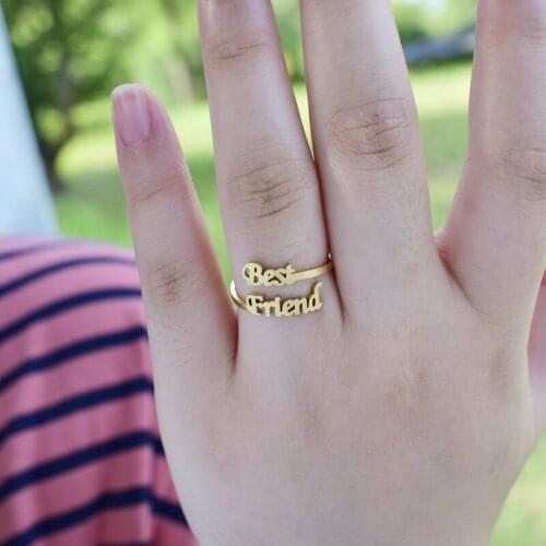 Popular in Europe and the United States, the letter Best Friend ring female personality simple Friend gift