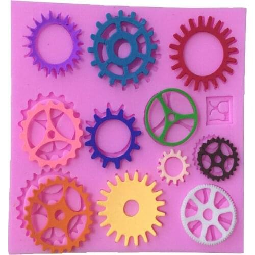 M038 of Silicone Cake Mold with New Small Gea M038