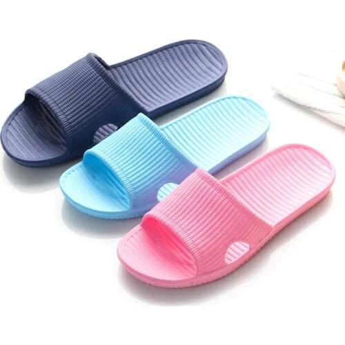 Men Indoor Home Slippers Summer Non-Slip Light Hotel Shoes Couple Soft Bottom Sandals Slippers Mens Flat Shoes Flip Flops 36-45